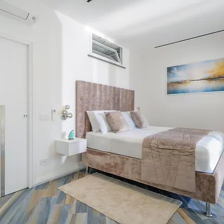 Sea View Luxury *