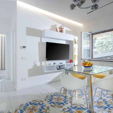 Sea View Luxury Lejlighed